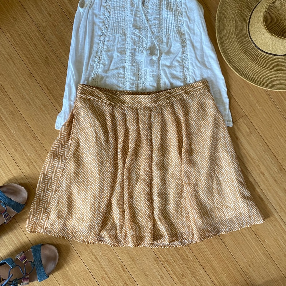 Old Navy Chiffon Skirt Herringbone Print